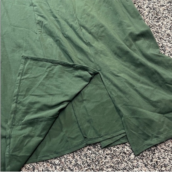 🆕AVA & VIV A Line Sleeveless Olive Front Slit MIDI Stretch Dress Var Sizes | NWT - Picture 4 of 5